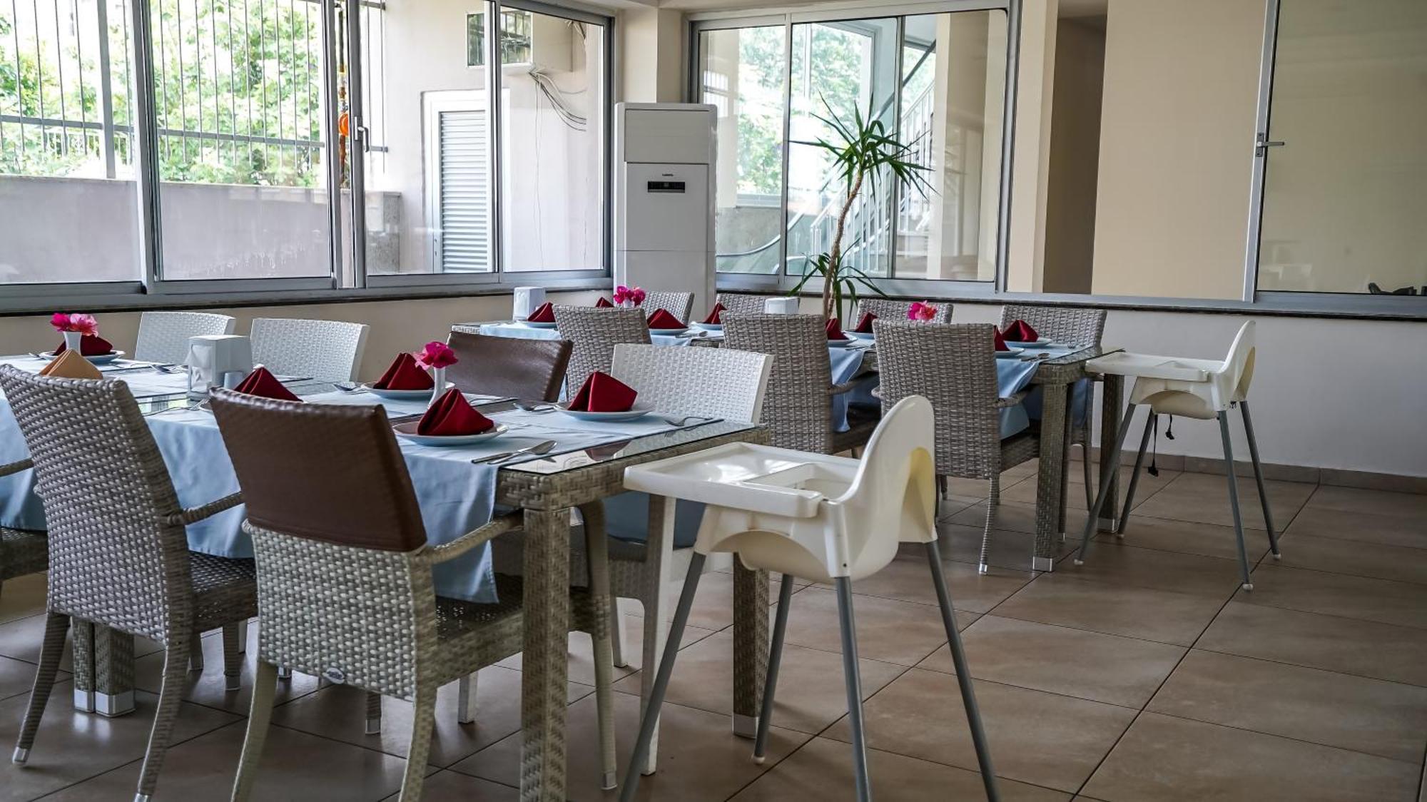 Catty Cats Garden Hotel 시데 외부 사진